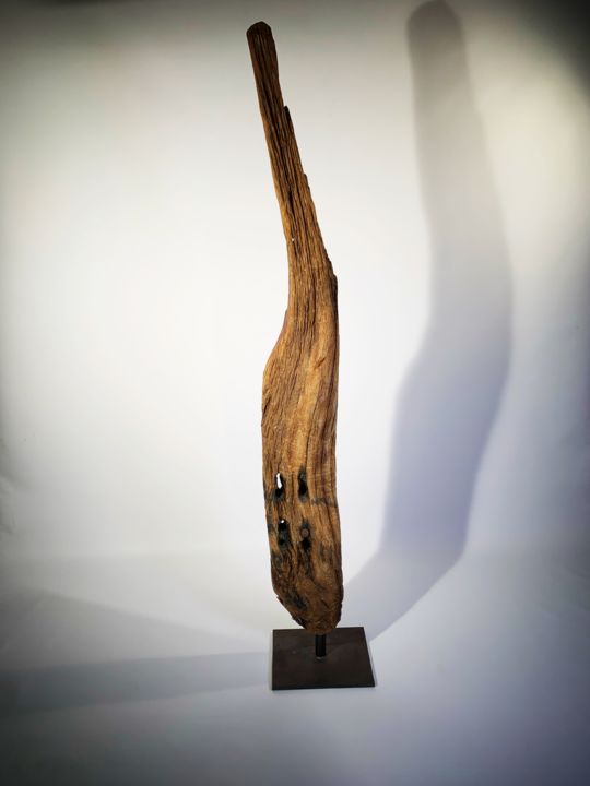 Skulptur mit dem Titel "Ali" von Zenzivi Nora Yahiaoui, Original-Kunstwerk, Holz