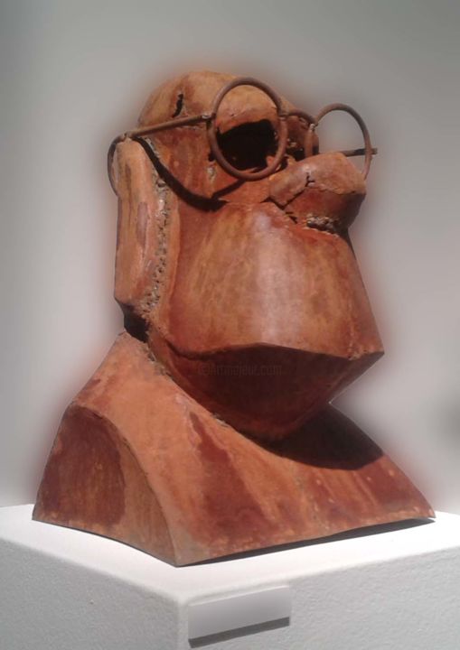 Sculpture titled "MOAi ZerkCo" by Zerkco, Original Artwork, Metals
