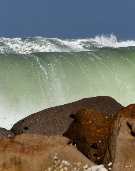 Photographie intitulée "Big Wave 1" par Zeroual Vincent, Œuvre d'art originale, Photographie numérique