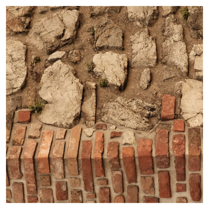 제목이 "brick and stone"인 사진 Zheka Khalétsky로, 원작, 조작되지 않은 사진