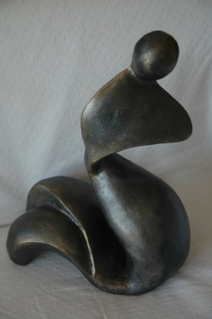 Sculpture titled "grisante" by Zou.Sculpture, Original Artwork