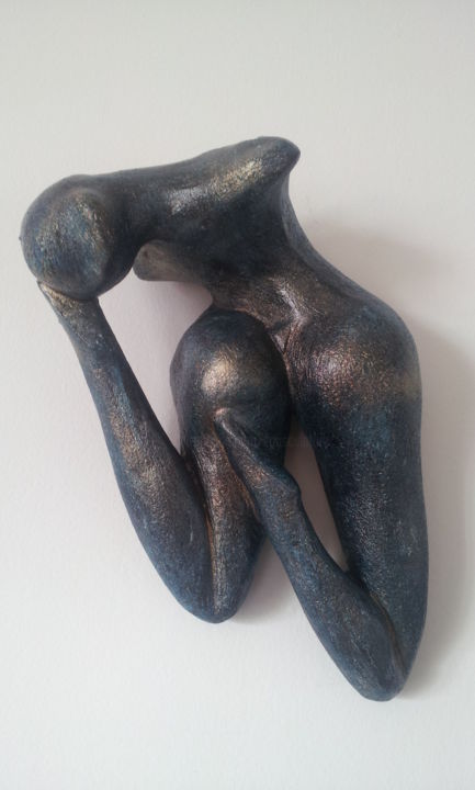 「contorsion.jpg」というタイトルの彫刻 Zou.Sculptureによって, オリジナルのアートワーク, テラコッタ