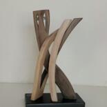 Скульптура под названием "Influencer" - Anna Beltrame A＋D Art, Подлинное произведение искусства, Дерево