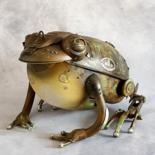 Sculpture titled "Frog ,,RICO''" by Artūras Tamašauskas, Original Artwork, Metals