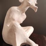 Sculptuur getiteld "Colpo di sole" door Carla Ballarini, Origineel Kunstwerk, Terra cotta