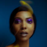 Фотография под названием "Purple" - Gaelle Dechery, Подлинное произведение искусства, Не манипулируемая фотография