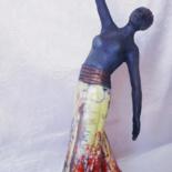Sculpture intitulée "JOSEPHINE BAKER" par Léone Digraci, Œuvre d'art originale, Céramique