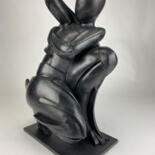 Скульптура под названием "Aphrodite" - Lucas Cann, Подлинное произведение искусства, Смола