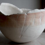 Sculpture titled "Coupe-peau" by Marie-Claire Touya, Original Artwork, Ceramics