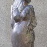 Sculpture intitulée "Maternité" par Maryvonne Lorgeré, Œuvre d'art originale, Pierre