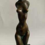 Sculpture intitulée "Девушка" par Oleg Putilin, Œuvre d'art originale, Bronze