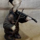 Скульптура под названием "Скрипач" - Aleksandr Shved, Подлинное произведение искусства, Папье-маше