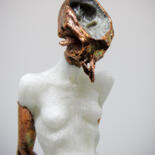 Sculpture titled "Birdie" by Iurii Gutsuliak (Yura Ghutzuliak), Original Artwork, Stone